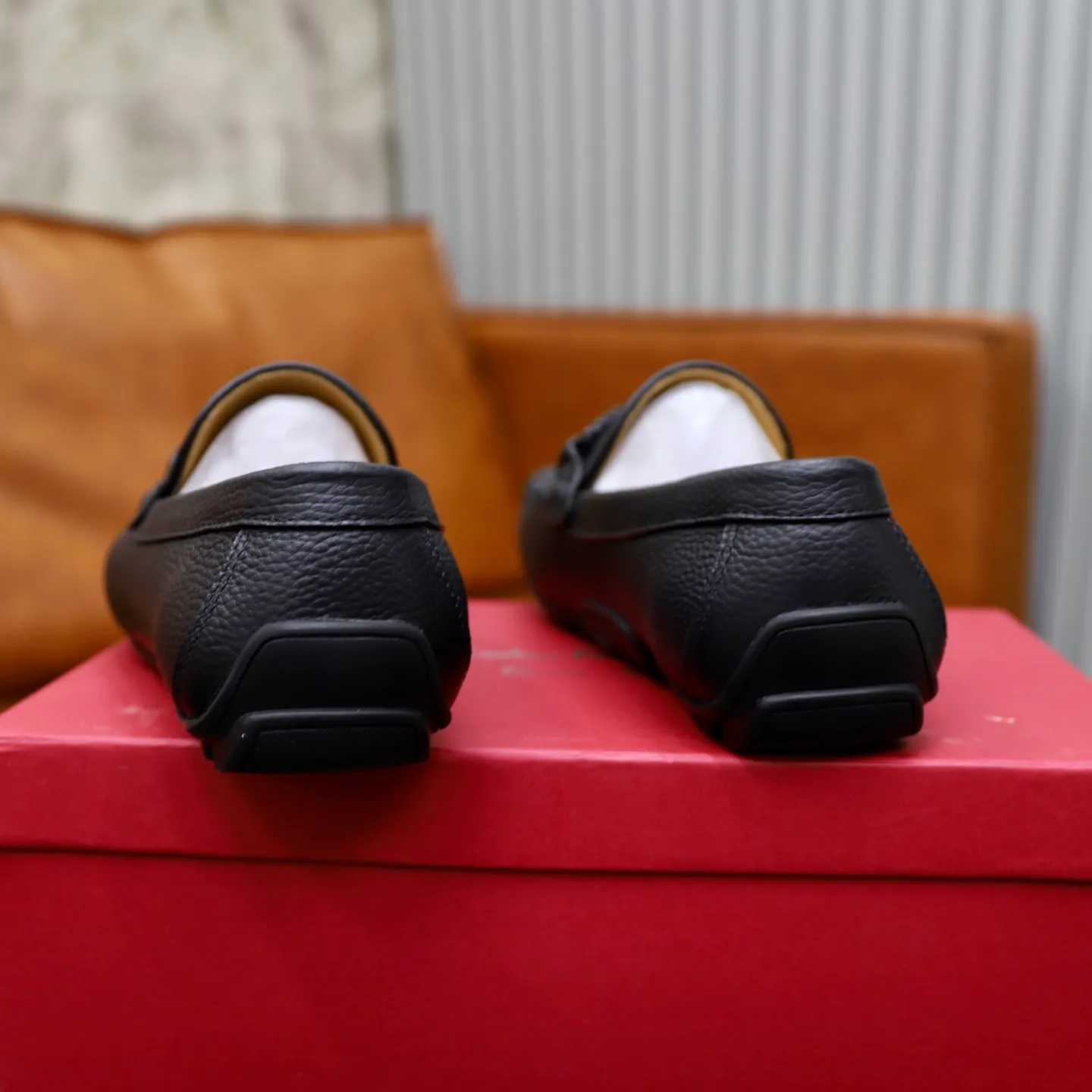 Men's shoes 💰480💰🙅‍♂️🙅‍♂️🙅‍♂️Niuli Brand: Ferragamo Standard code: Men's code 38/44 (45 customized) Grade: Same style as the official website Material: Original imported cowhide leather lining Original wear-resistant lightweight outsole Style category: Men's casual slip-on shoes Doudou shoes Noble luxury brand elements, top luxury color: actual picture color